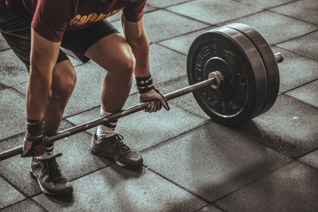 Effektive løsninger med pallet lifting equipment